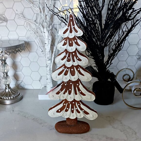 NEW! WHIMSICAL Frosted GINGERBREAD COOKIE TREE DECOR - Picture 1 of 4